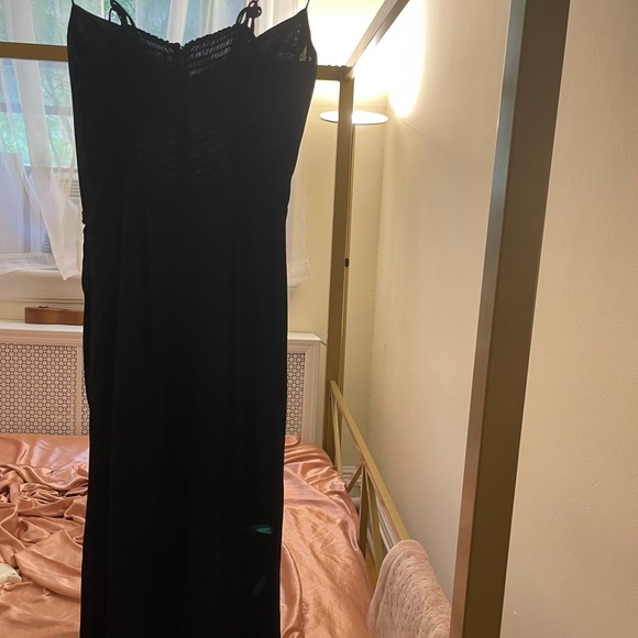 Reformation Kourtney Dress in Black - size 0 - Picture 7 of 10